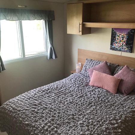 Turnberry Caravan Quiet Peaceful Location Near Golf Spas And Beaches Girvan Exterior photo