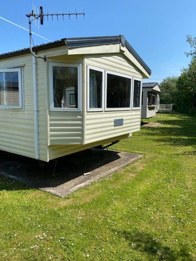 Turnberry Caravan Quiet Peaceful Location Near Golf Spas And Beaches Girvan Exterior photo